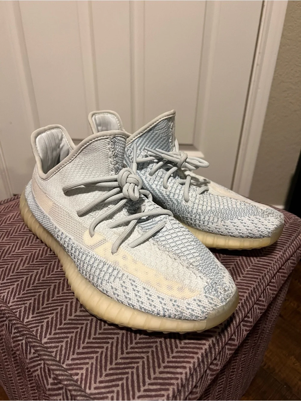 Yeezy Boost 350 Cloud White size 11M